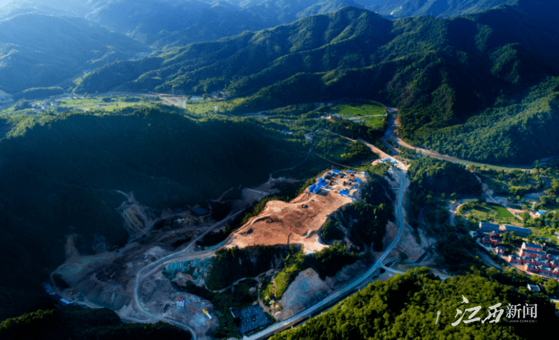 三青山镇新项目，引领地区发展的强大引擎